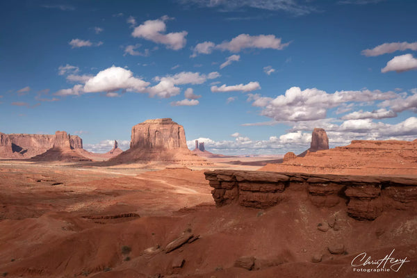 Monument Valley Photo - 10